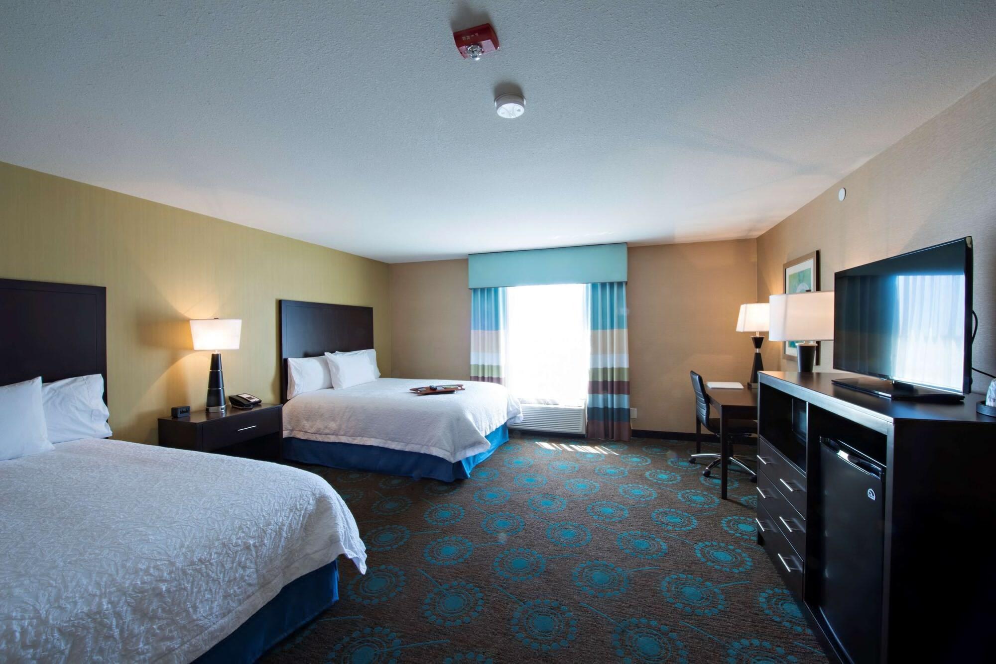 Hampton Inn Saskatoon South Exterior photo